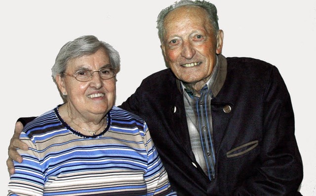Anna und Gerhard Schr sind seit 60 Jahren ein Paar.  | Foto: herbert trogus