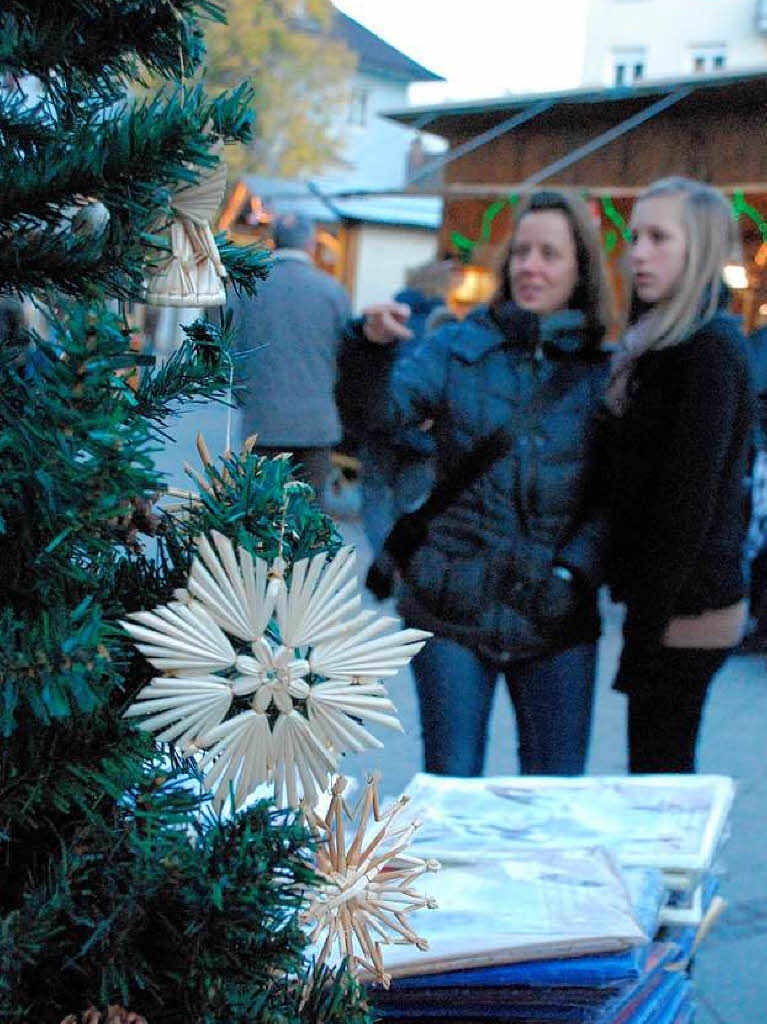 Gute Stimmung herrschte beim Weihnachtsmarkt in dr Innenstadt. Den Besuchern wurde fr Augen, Ohren und Gaumen etwas geboten.