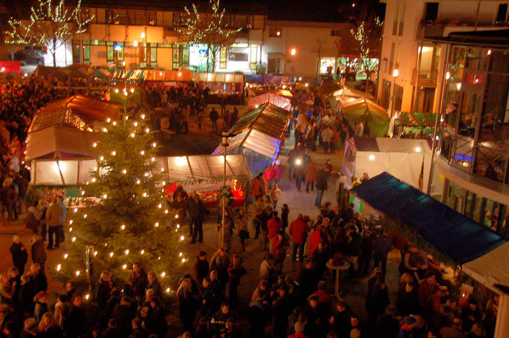 Der Weihnachtsmarkt Efringen-Kirchen ist für viele ein Anziehungspunkt. Der Weihnachtsmarkt Efringen-Kirchen ist für viele ein Anziehungspunkt.