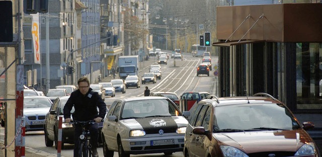 Die Lrracherstrae auf Riehener Seite der Grenze soll umgestaltet werden.   | Foto: Nikolaus Trenz