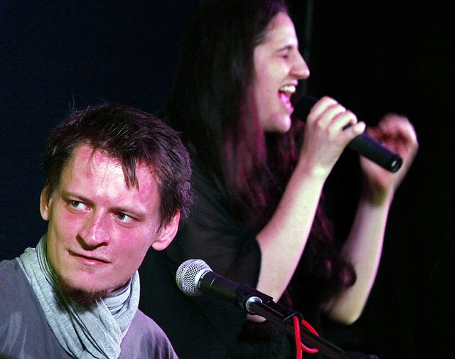 Gitarrist Stefan Schinow und Maja Hebig im Blue Notes   | Foto: Heidi  Fssel