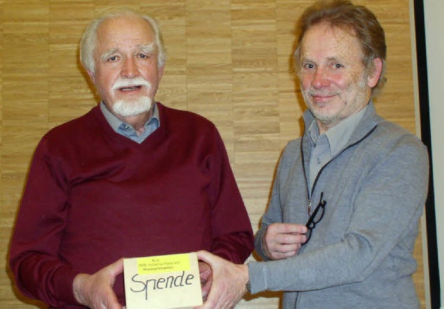 Kassierer Dieter Wilke (links) und Vor...trkt in den Mittelpunkt rcken werden  | Foto: Karin Stckl-Steinebrunner