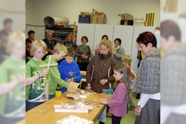 In Vrstettens Schule wird gehobelt