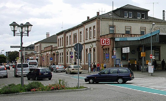 Der Bahnhofsumbau wird im Frhjahr 2012 konkret.   | Foto: Seller