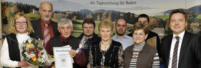 Treue BZ-Zusteller der Agentur Mlakar:...ter Bhler, Thomas Zehnle (von links).  | Foto: Rita Eggstein