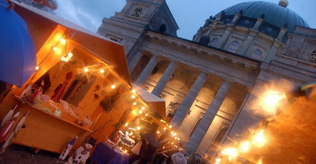 Zur Erffnung des Weihnachtsmarkts kamen leider nur wenige Gste.   | Foto: Kathrin Blum