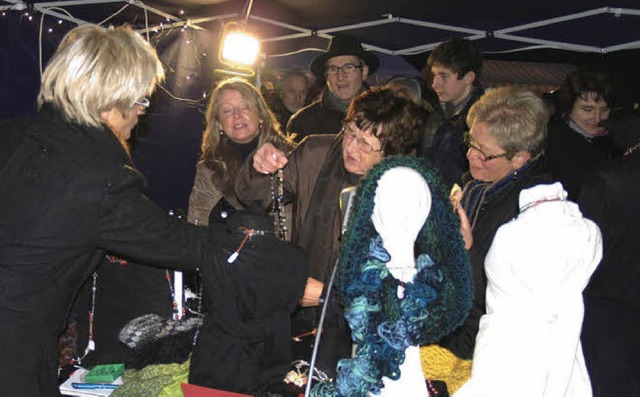 Weihnachstmarkt Heimbach  | Foto: Aribert Rssel