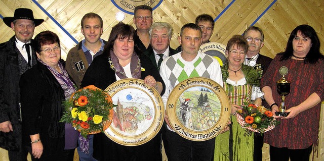 Die Buchholzer Schtzenknigsfamilie (...r-Wagner, Manfred Meier, Karin Moser.   | Foto: Verein