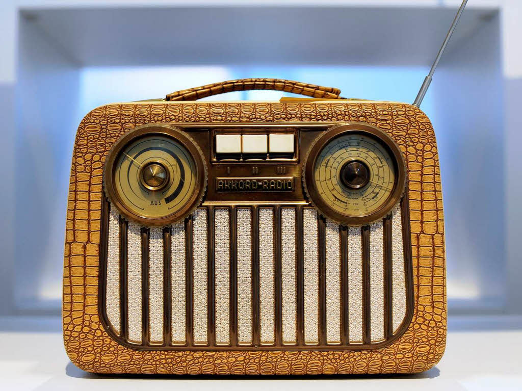 Akkord-Kofferradio Pinguin UKW, Akkord, 1955.