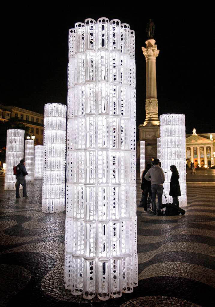 Portugal muss sparen – auch an der Weihnachtsbeleuchtung. Designer und Architekten springen in Lissabon mit Installationen ein