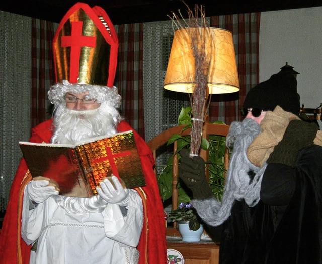 Auch der Nikolaus lie sich die Genera... Berau in diesem Jahr nicht entgehen.   | Foto: Luisa Denz