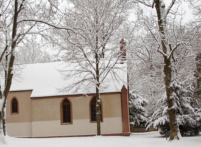 Die Idylle trgt: Die Kapelle St. Seba... einem echten Winter, ist  baufllig.   | Foto: Archivfoto: S. Timm