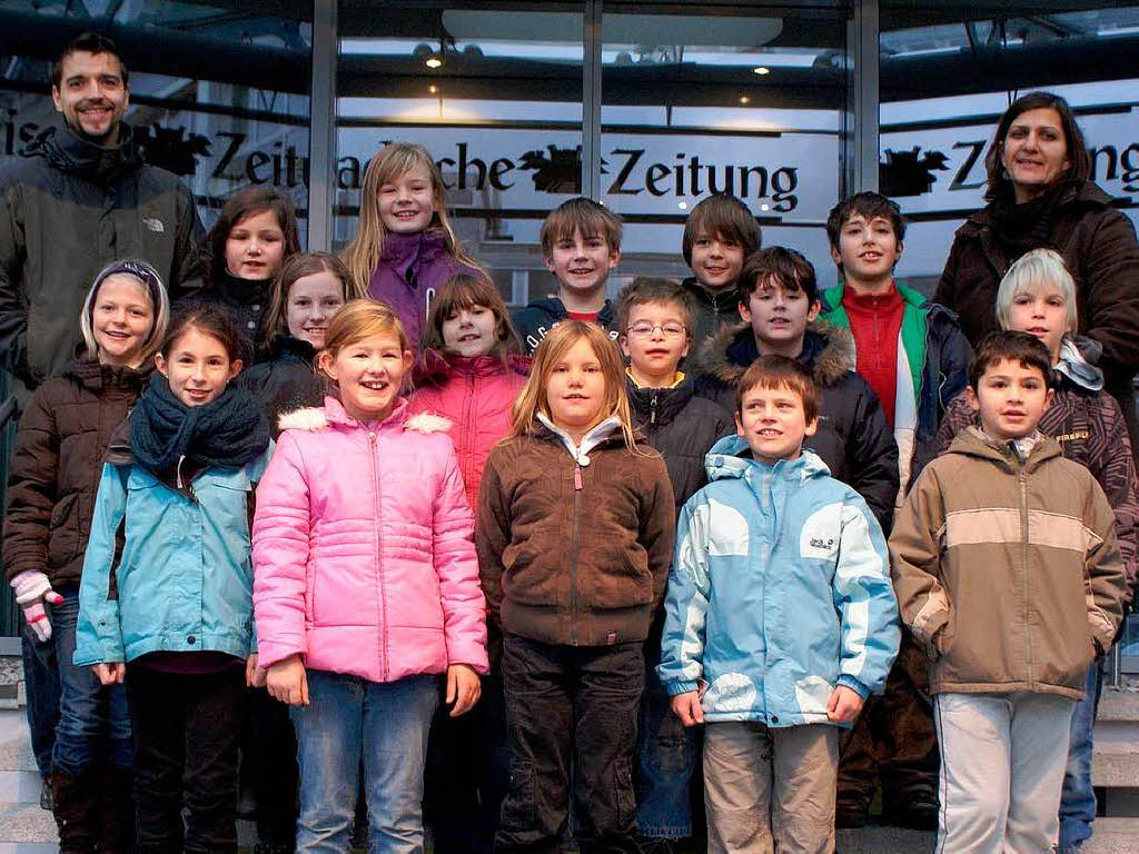 Die Klasse 4 der Johann-Ganter-Grundschule aus Herbolzheim-Broggingen mit ihrem Lehrer Christian Dresp.