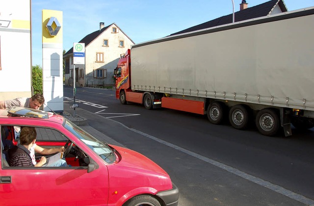 Im April 2010 wurde der Verkehr an der B 3 in Eimeldingen gezhlt.   | Foto: BZ