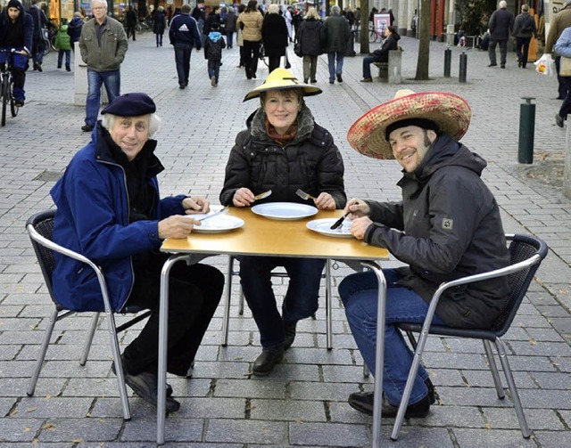 Jrgen Wiesenhtter (SAK), Sabine Impi.... Im April sollen es ganz viele sein.   | Foto: ZVG