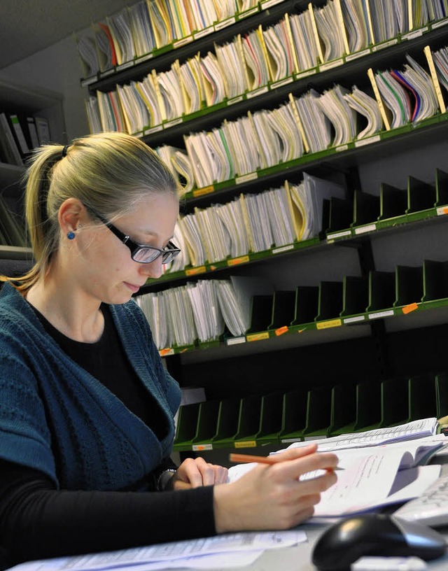 Die Mitarbeiter im Amt machen  auch b...ten der Steuererklrungen aufzuholen.   | Foto: Gramespacher