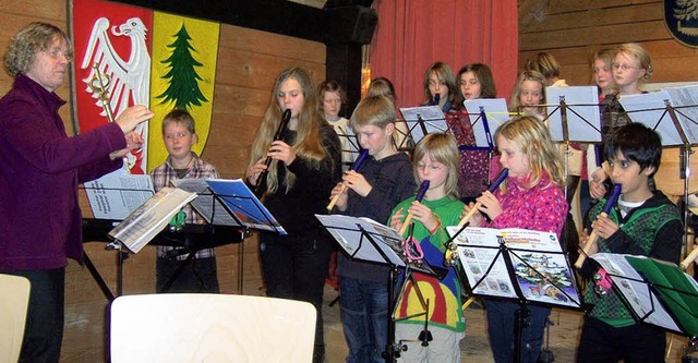 Die Fltenkindern der Grwihler Musiks...ag der Gemeinde Grwihl in Strittmatt.  | Foto: Peter palmer