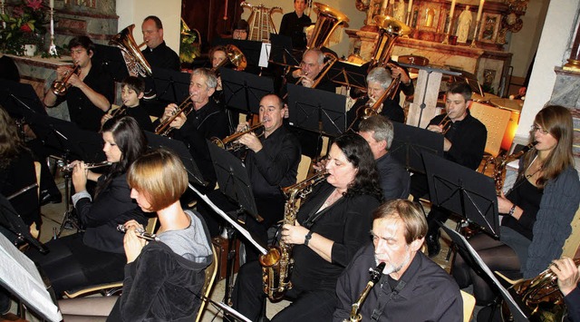 Der Musikverein Wittnau bei seinem Adventskonzert.   | Foto: Silvia faller