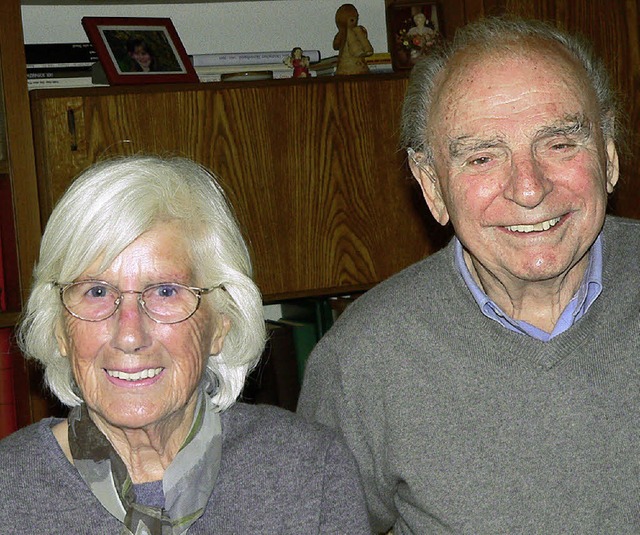 Eugen und Myrtha Lamb feiern heute Diamantene Hochzeit.  | Foto: georg Diehl