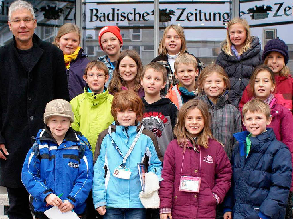 Die Klasse 4 der Grundschule Dachsberg-Ibach mit ihrem Lehrer Roland Bhler