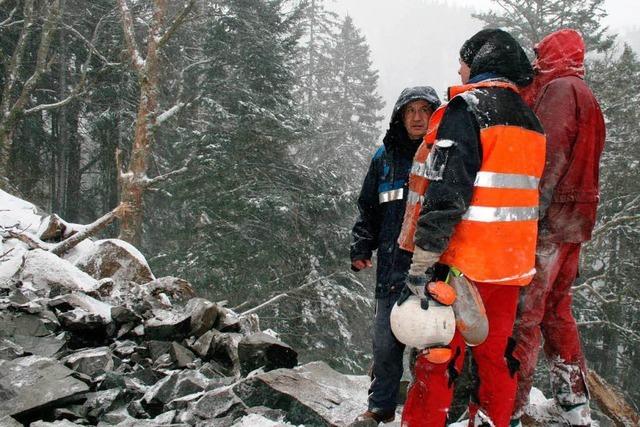 Experten sprengen den Weg zur Zastlerhtte frei