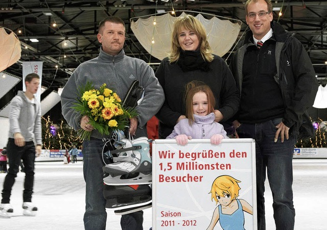 Rolf Bolz aus Schuttern, mit Ehefrau S... Spies von der Messe Offenburg-Ortenau  | Foto: messe