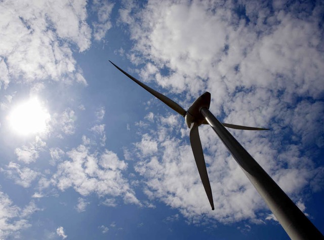 Gemeinsam mit den Nachbargemeinden wol...tandorte fr Windkraftrder ausweisen.  | Foto: dpa