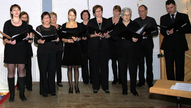 Der Gesangverein Bergeneck bei seinem Weihnachtskonzert.    | Foto: Sandra Decoux-Kone
