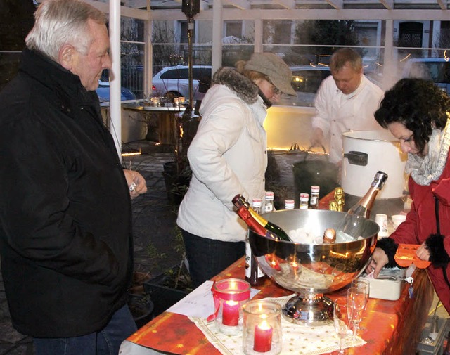 Das Team vom Restaurant Glggler hatte...dem Viehmarkt alle Hnde voll zu tun.   | Foto: Hans-Jrgen Hege