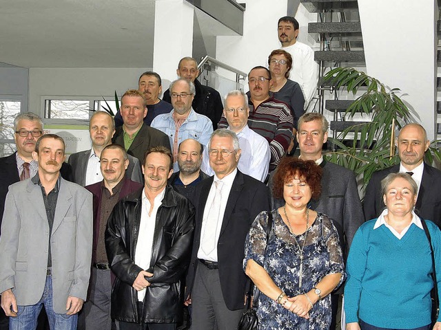 Mitarbeiter der Breisacher Tapentenfab... ihre Treue zum Betrieb ausgezeichnet.  | Foto: Hans-Jochen Voigt