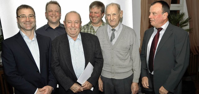 Vorstand Michael Schmidle (links) und ...n Shne Martin und Manfred Streicher.   | Foto: manfred frietsch