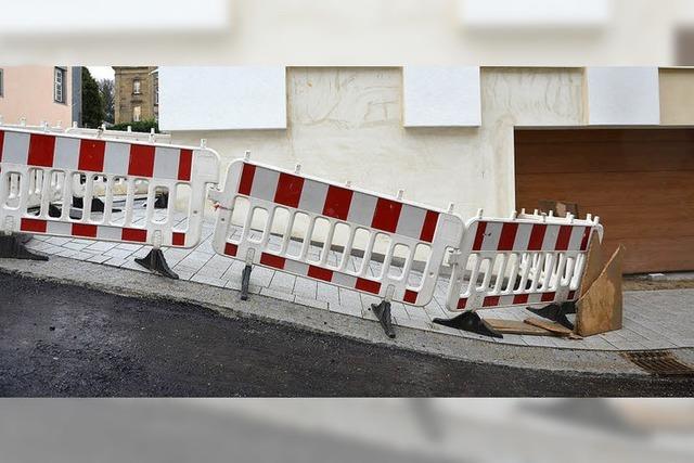 Skischanze vor dem Lwen-Neubau sorgt fr rger