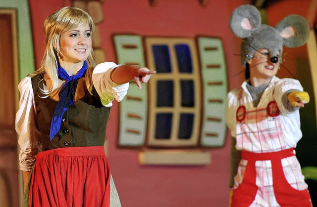Poppiges Musical vor gut besuchtem Haus: Cinderella   | Foto: siefke