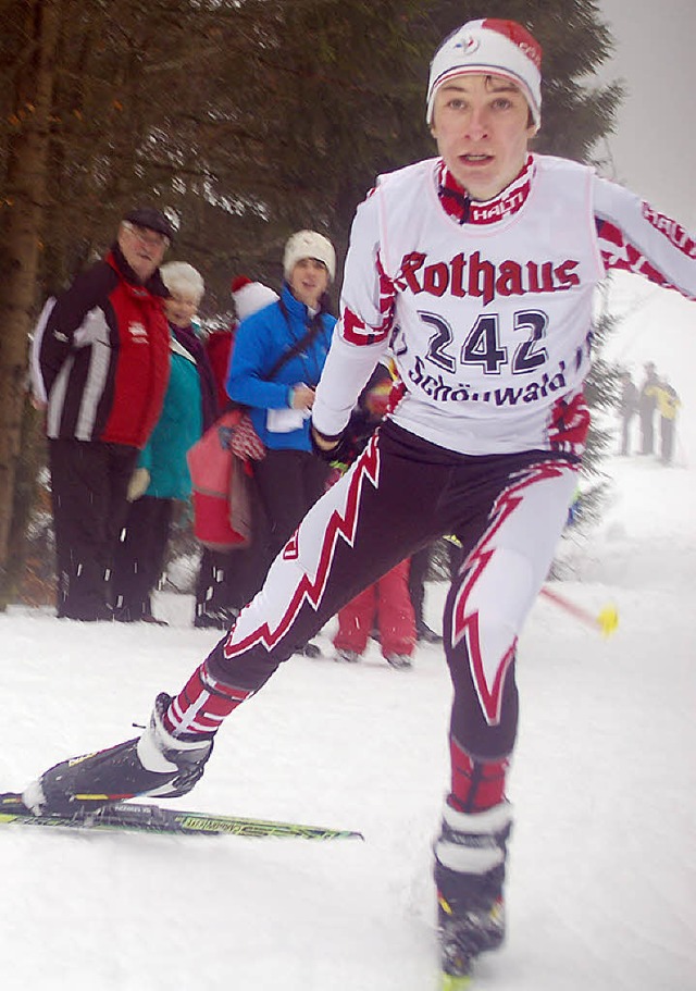 Gelungener Start in den Skiwinter: Adrian Schuler   | Foto: junkel