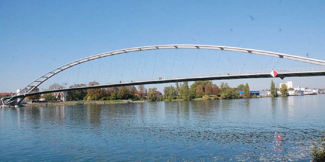 Wenn es um markante Brckenbauwerke am...t, darf die Passerelle  nicht fehlen.   | Foto: Lauber