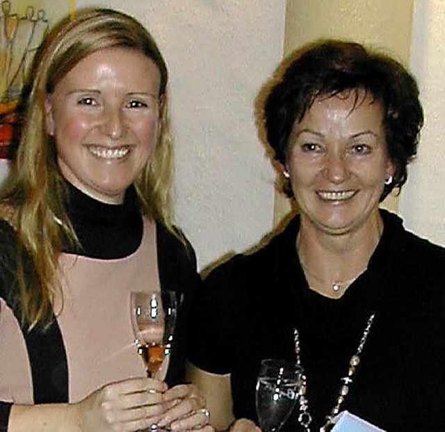 Kurdirektorin Rebecca Paul (links) und Elsa Martin  | Foto: privat