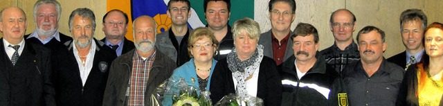 Die Jubilare auf einem Bild (v.l.) : F...ersonalratsvorsitzende  Marietta Heyn   | Foto: KREIS