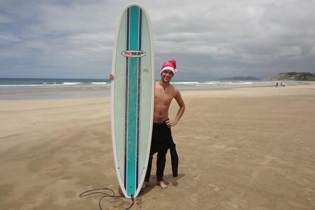 Weihnachten auf dem Surfbrett feiern