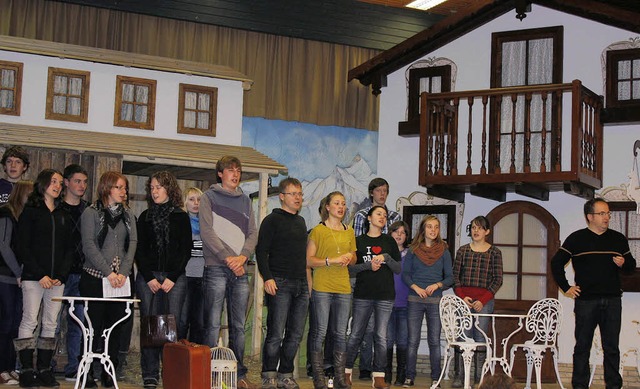 Tglich probt die Theatergruppe, rechts Wolfgang Wlfle.   | Foto: heidi fssel