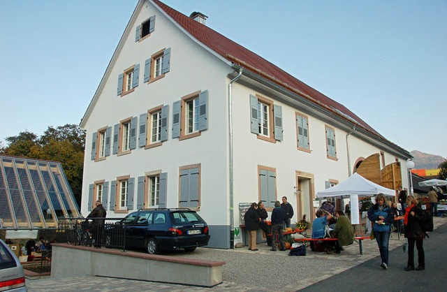 Die Klosterscheune in Oberried hat bei...gen der berschreitung der Baukosten.   | Foto: Markus Donner