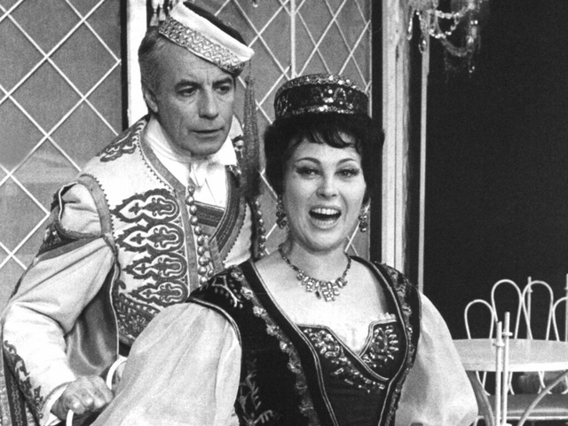 Heesters als leichtlebiger Graf Danilo...e lustige Witwe&#8220; im Oktober 1964  | Foto: dpa