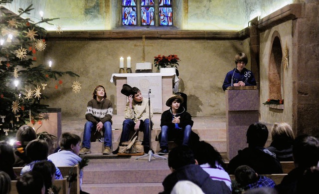 Die Weihnachtsgeschichte spielten dies...r Burgheimer Kirche die Konfirmanden.   | Foto: wolfgang knstle