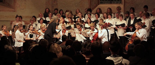 Chor und Orchester der Waldorfschule  ...nzert in der Mllheimer Martinskirche   | Foto: Dorothea Koelbing