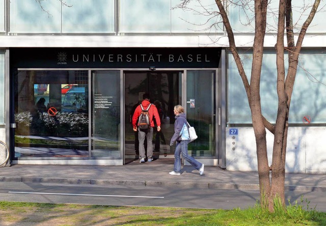 Der Zugang zu den Masterstudiengngen ...eiben sich die Studierenden in Basel.   | Foto: Bianca Fritz