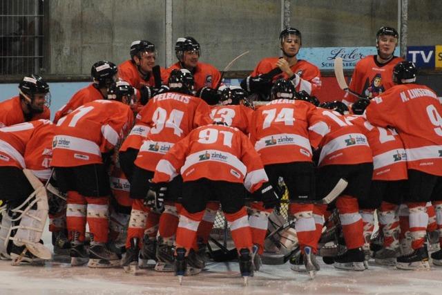 EHC feiert Derby-Hattrick gegen Schwenningen vor Rekordkulisse