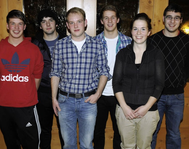 Sechs Jugendliche im Alter zwischen 16...in Kech, Susanne Boll und Thomas Kech.  | Foto: Dietmar Noeske