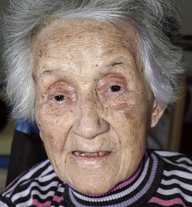 Herta Schindler wird an Silvester 100 Jahre alt.  | Foto: Michael Haberer