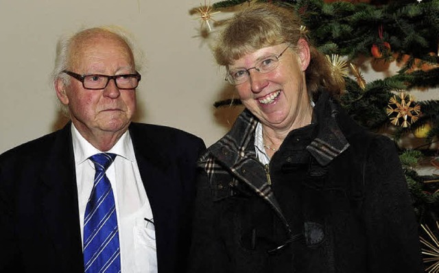 Hans Bhrer, bisheriger Chorleiter und Ruth Uhlenhoff,neue Chorleiterin  | Foto: Hans-E. Meidhof