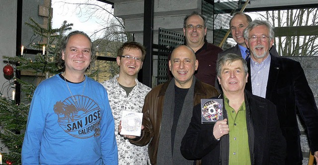 bergabe der professionell erstellten ...t, Walter Glunk und  Hugo Brinkktter   | Foto: musikschule