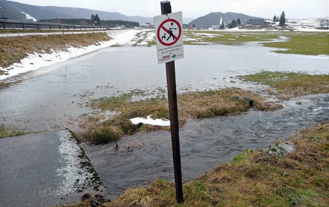 winter, langlauf, hochwasser, loipe  | Foto: peter stellmach